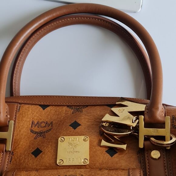 MCM Visetos Doctor Bag Brown - Picture 13 of 16